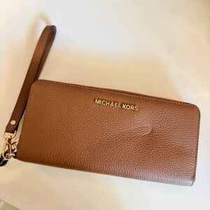 Michael Kors Tan Leather Zip Wallet Wristlet